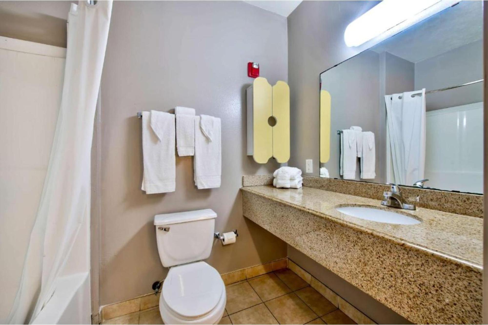 Hotel Oyo Townhouse Beaumont Medical Center Area Zewnętrze zdjęcie